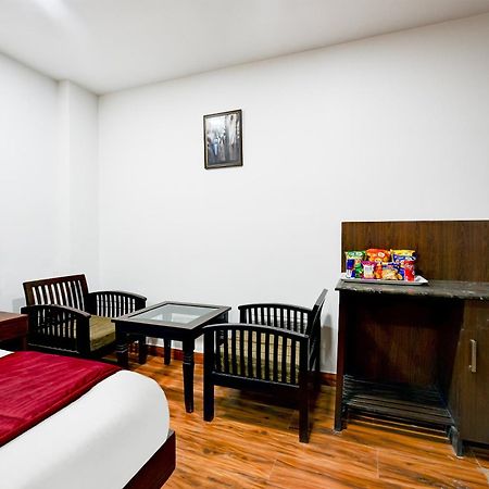 Staybook South Delhi New Delhi Exterior photo
