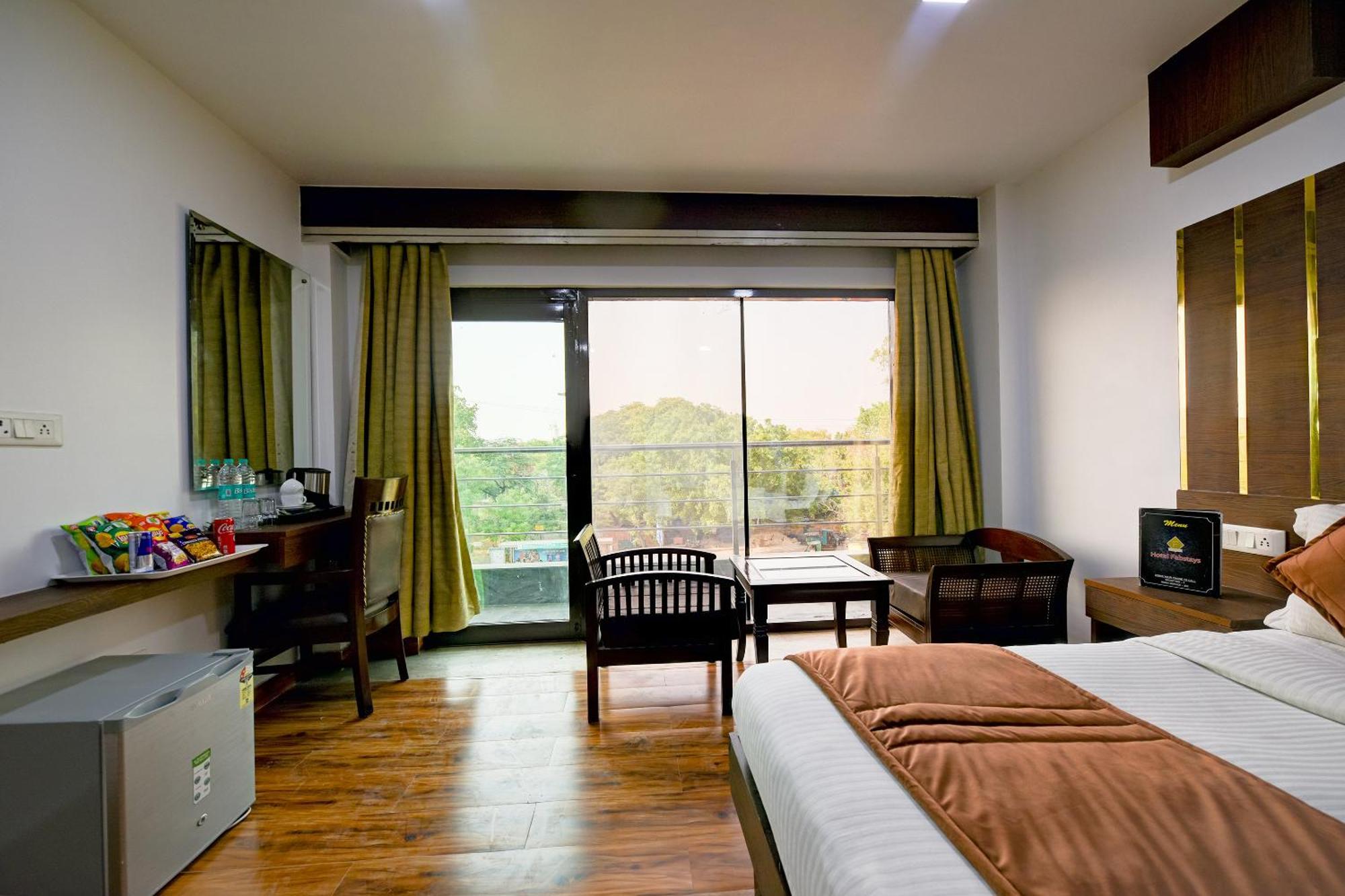 Staybook South Delhi New Delhi Exterior photo