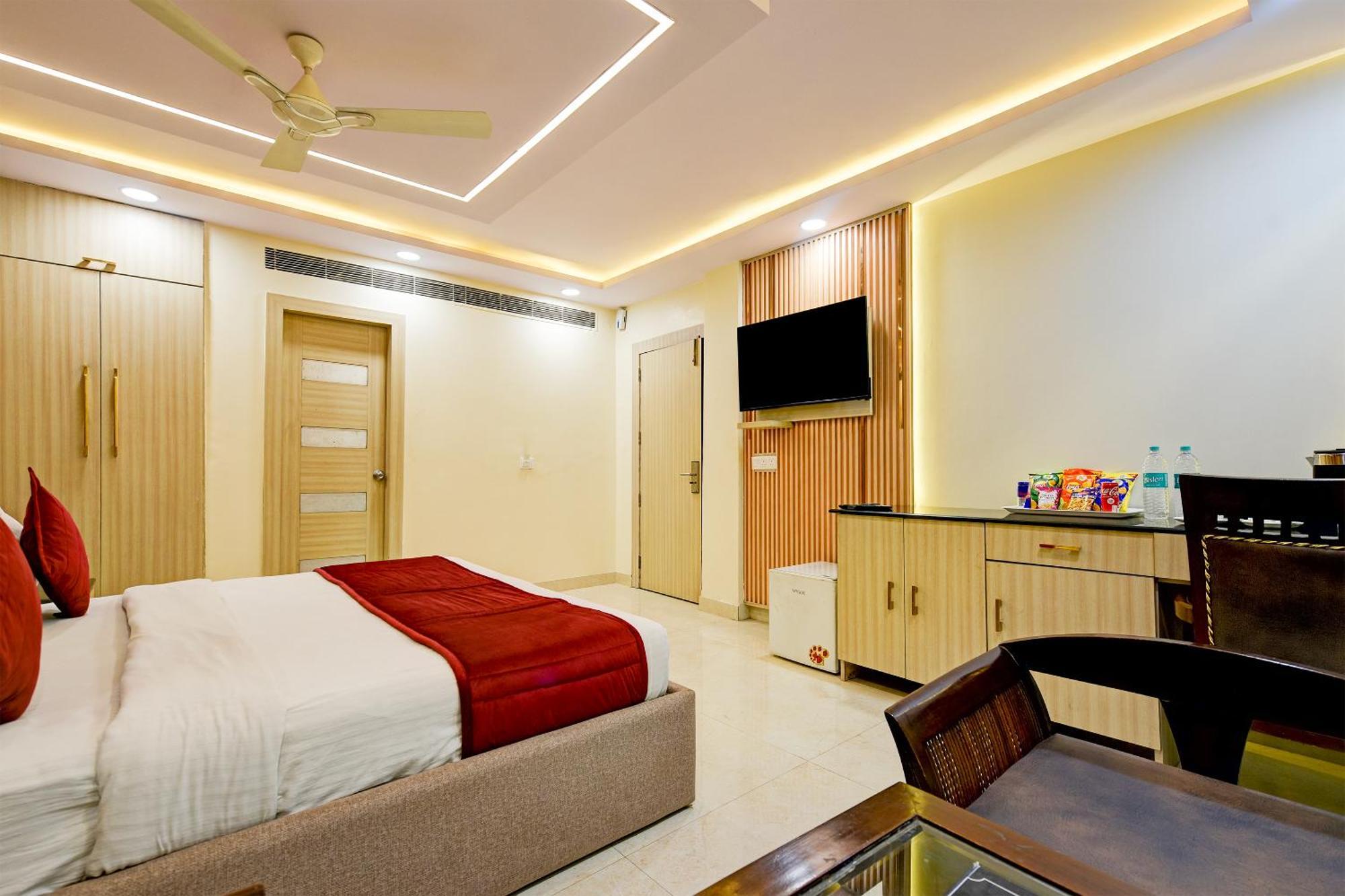 Staybook South Delhi New Delhi Exterior photo