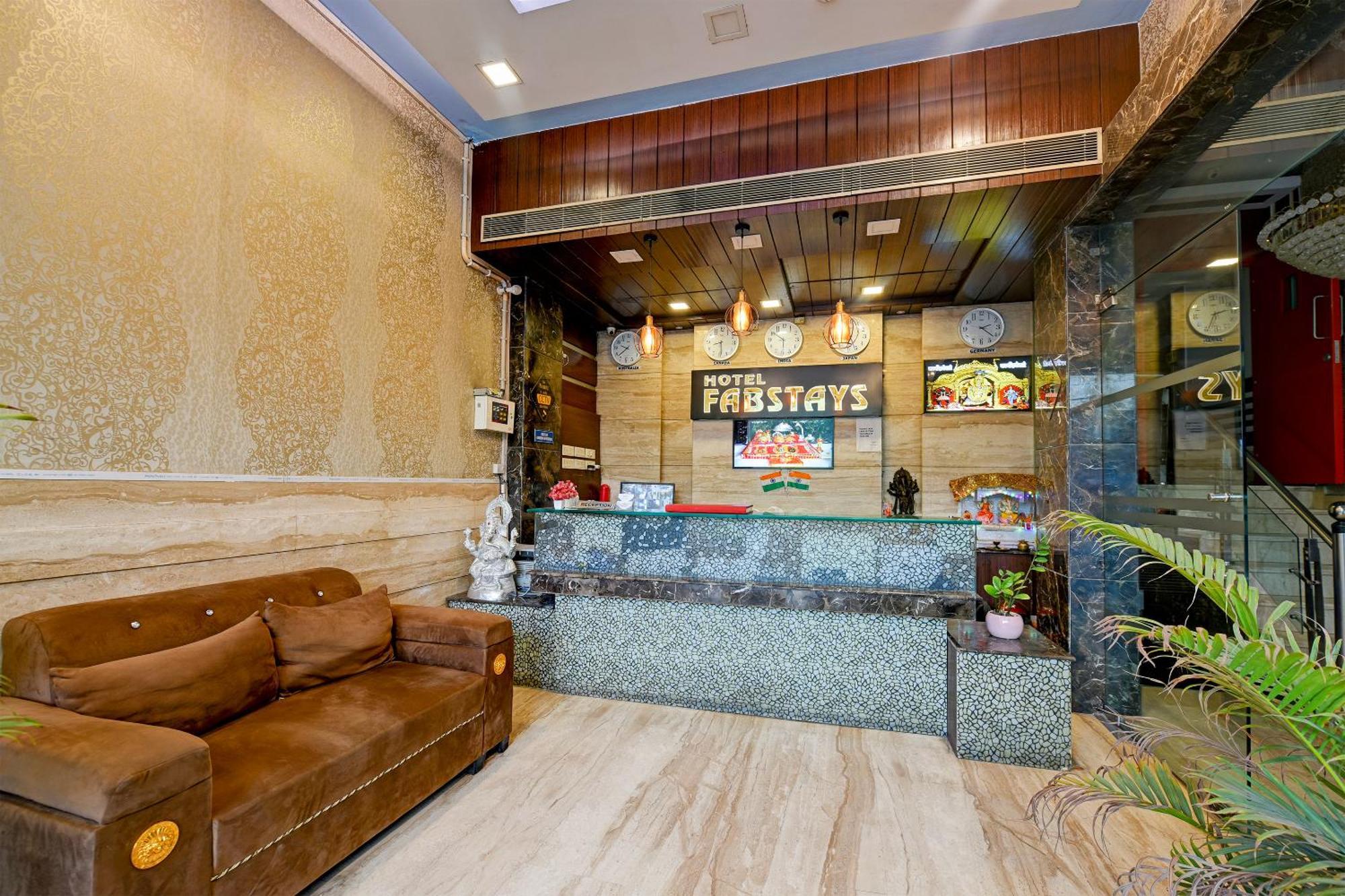 Staybook South Delhi New Delhi Exterior photo